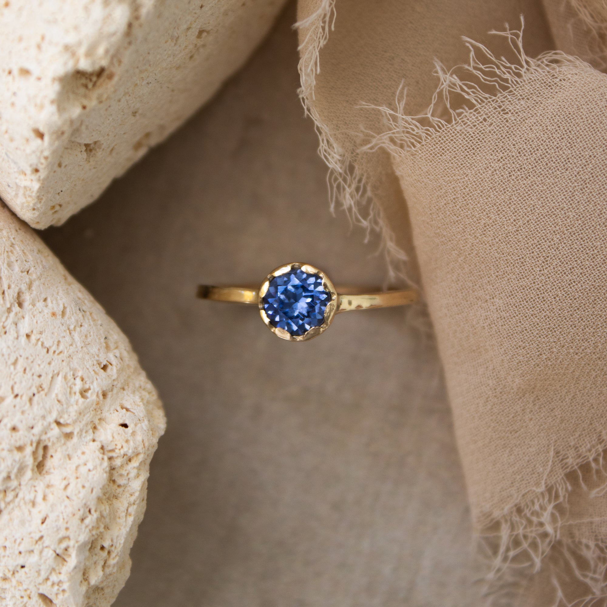 Scallop Sapphire Ring
